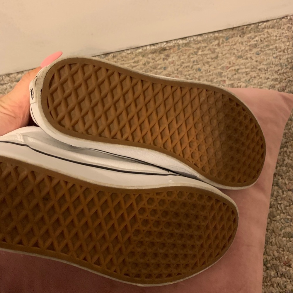 White vans - Picture 5 of 6